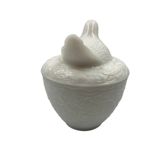Vtg 60s AVON Milk Glass Bird Duck Hen Chicken On Nest Covered Candy Dish - Picture 2 of 7
